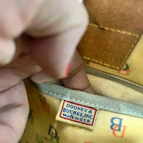 Dooney and Bourke Y2K tassel, rainbow, handbag, signature, retro, purse - Picture 9 of 16